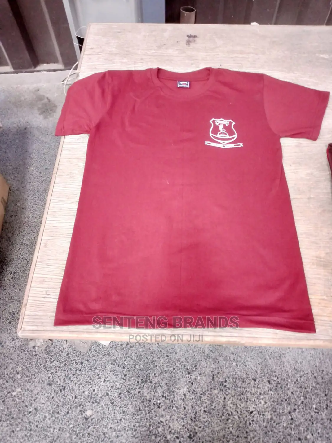 100% T-shirts