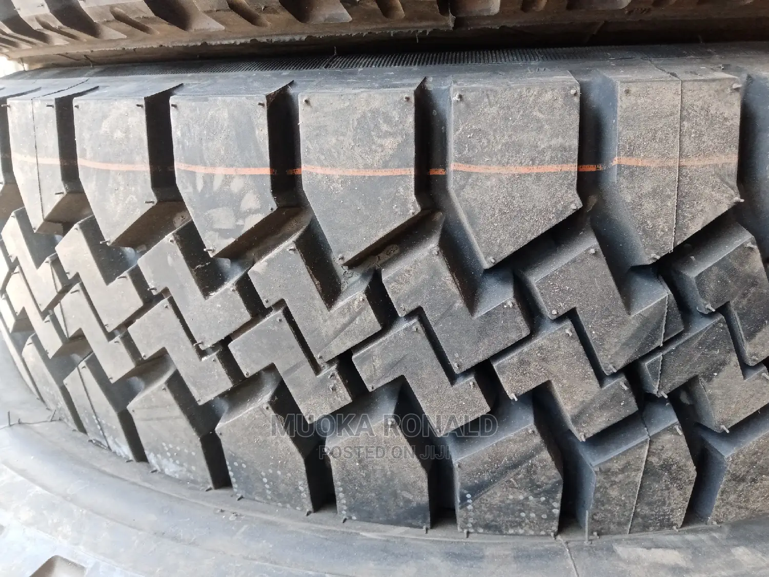 Sportrack Tyre 9.5R17.5