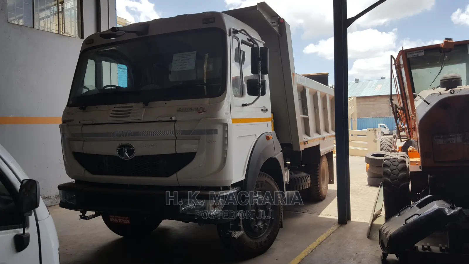 Tata Signa LPK-1618 Tipper 10 Ton