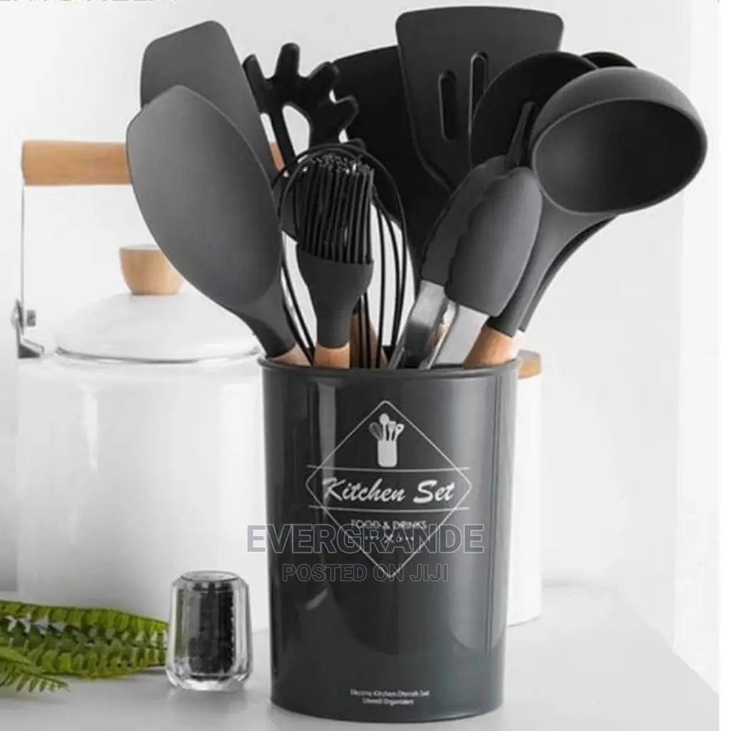 Silicone Spoons - Black, Grey, Purple, Red)