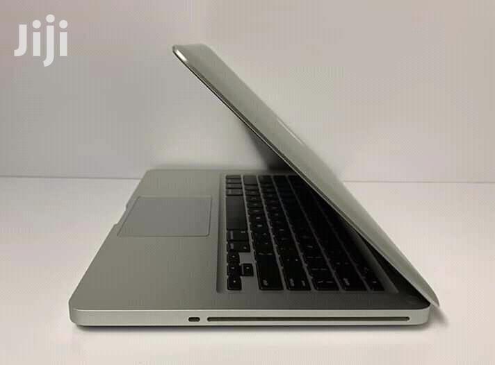 Apple Macbook Pro 500GB HDD Core i5 4GB Ram