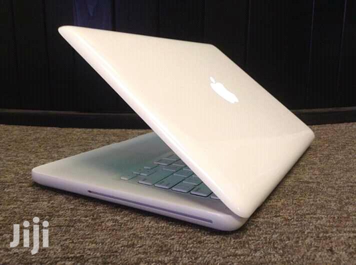 Tested Apple Macbook 4 Unibody Core2duo