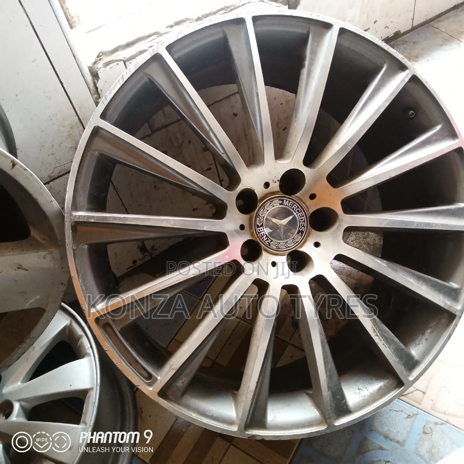 Set of Mercedes Benz Rims Size 20