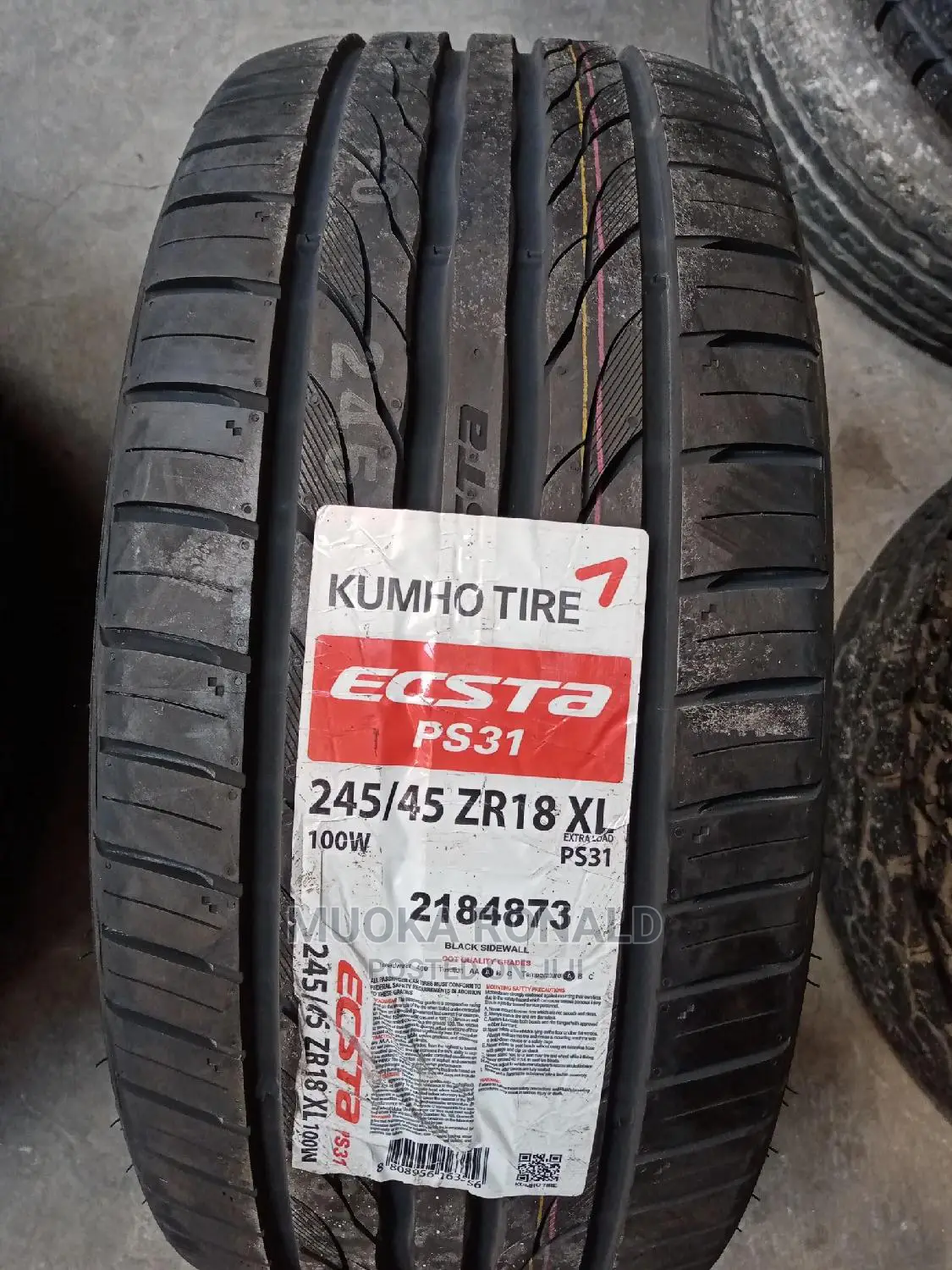245/45r18 KUMHO TYRE (ECSTA) Made in Korea