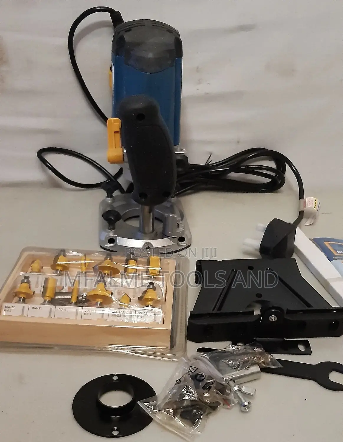 Router - New Workzone 1250W 240v 6mm 8mm 1/4 With Bits Ex Uk