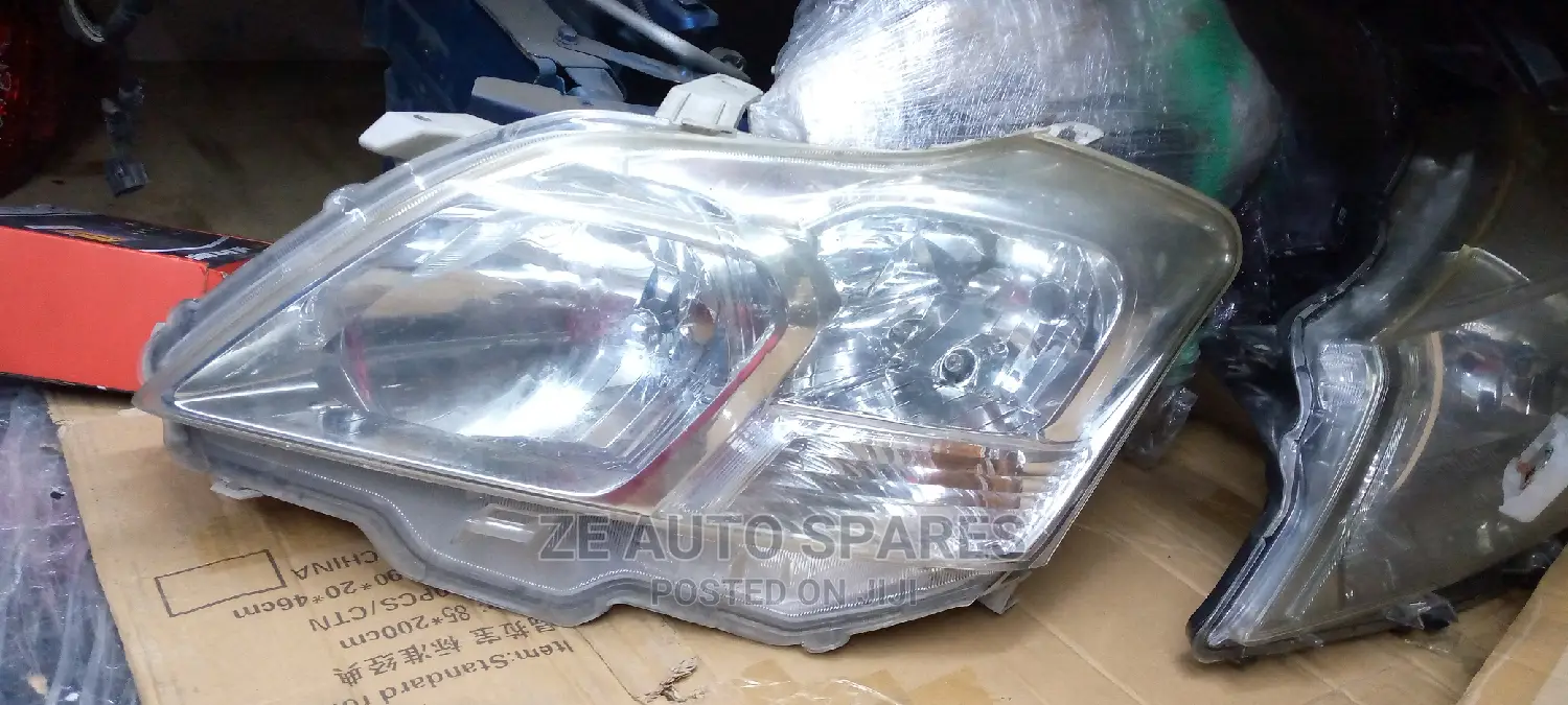 Premio 260 Headlight Non