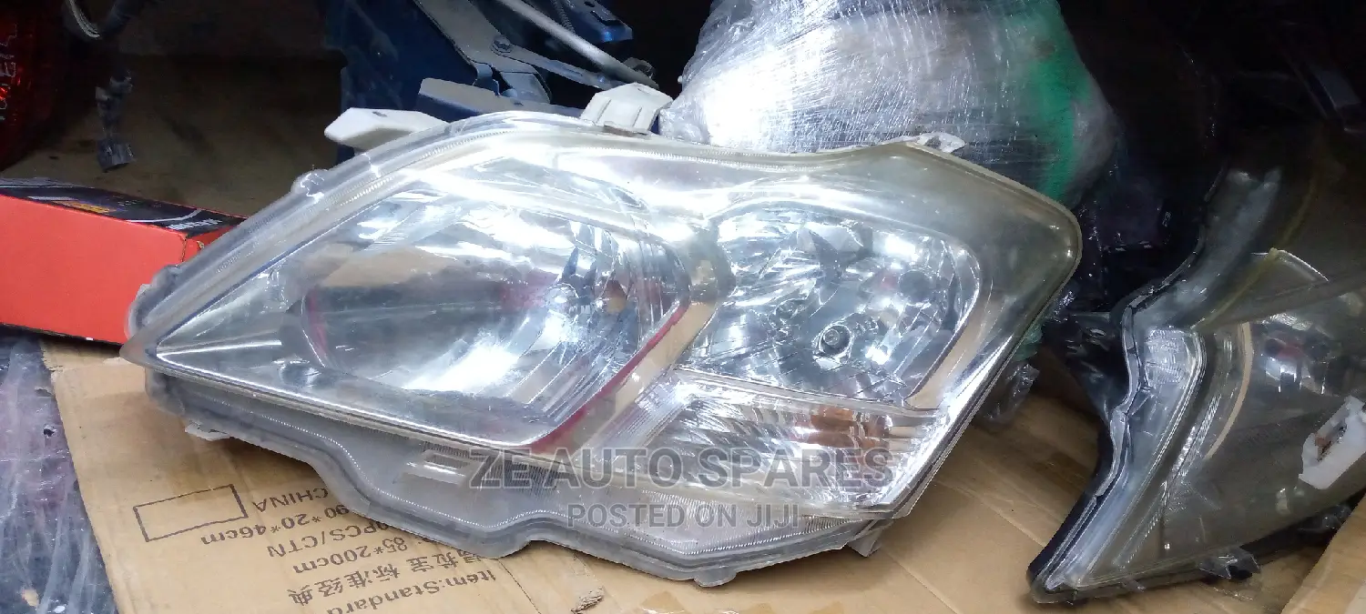 Premio 260 Headlight Non