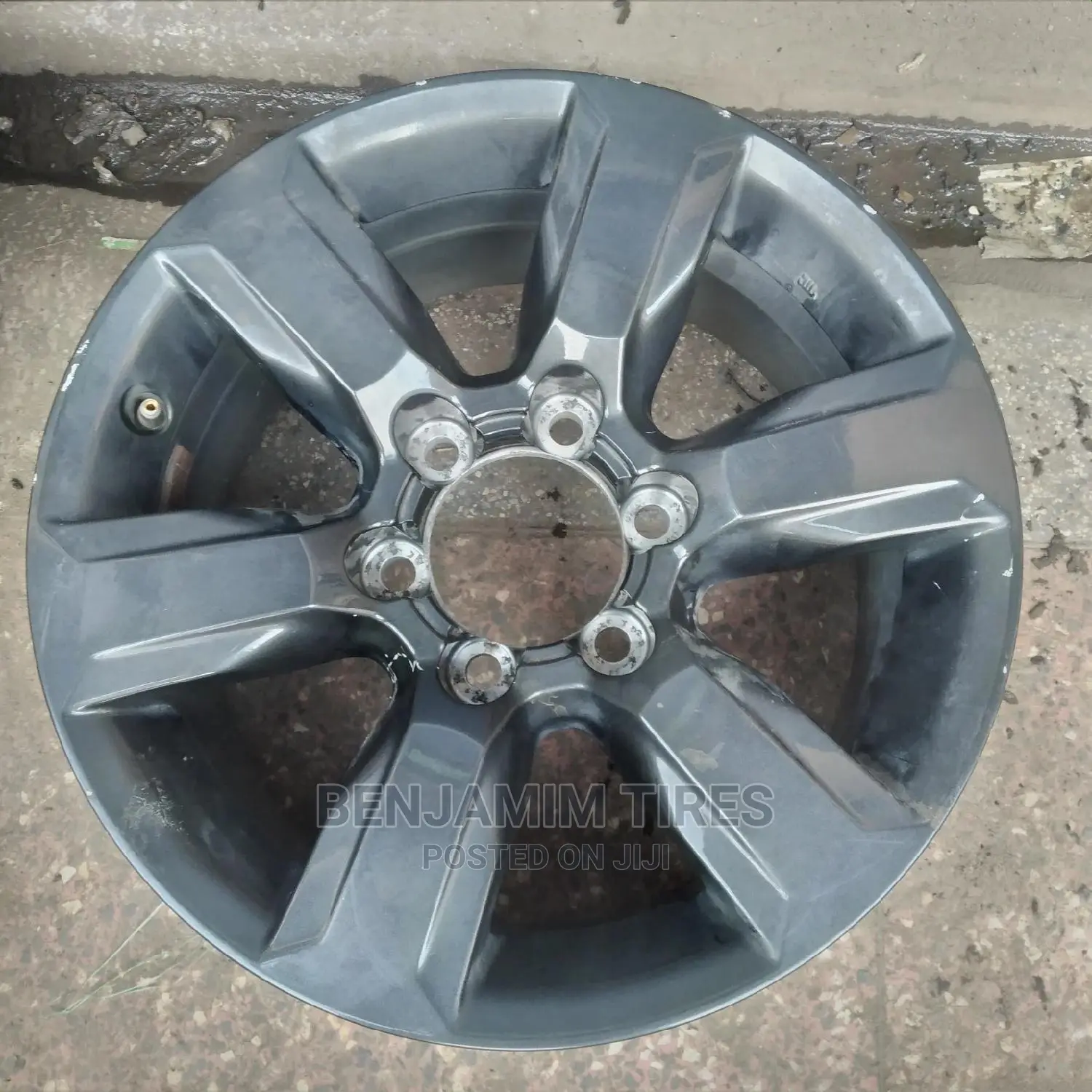 Original Rim Size 17 Inch for Landcruiser Prado Tx 150.
