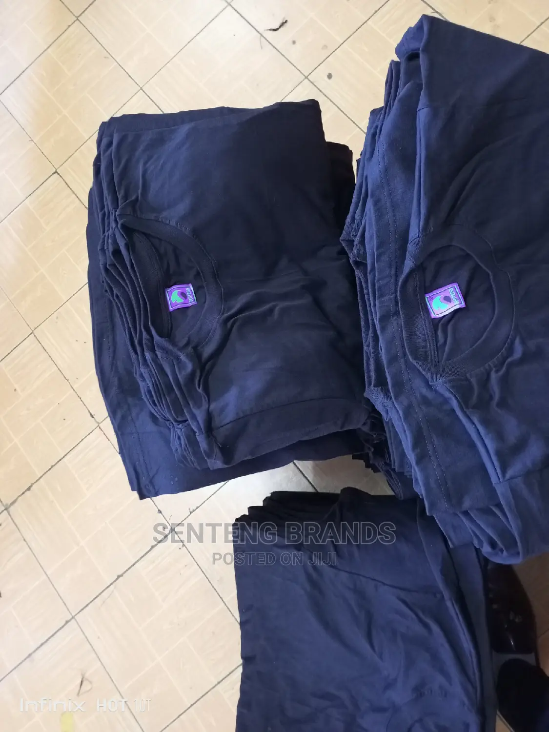 Plain Black T-Shirts