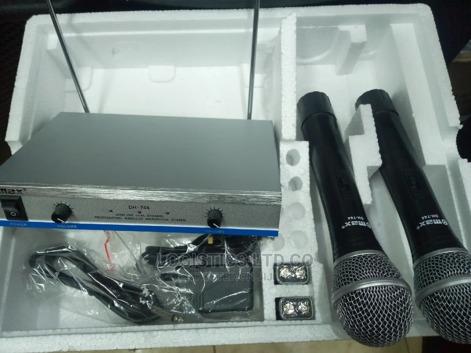 Max Wireless Microphone