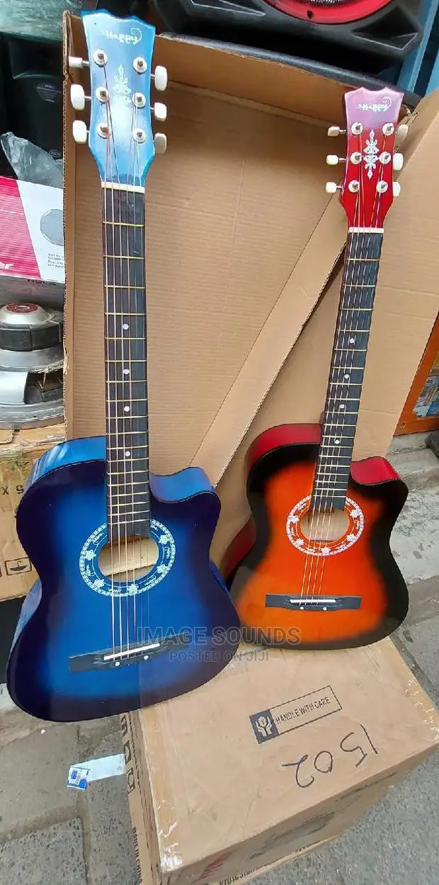 Acoustic Guitar Medium Size 38"