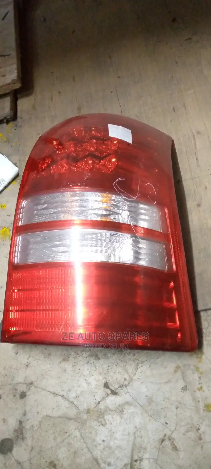 Toyota Wish 2005 Taillight