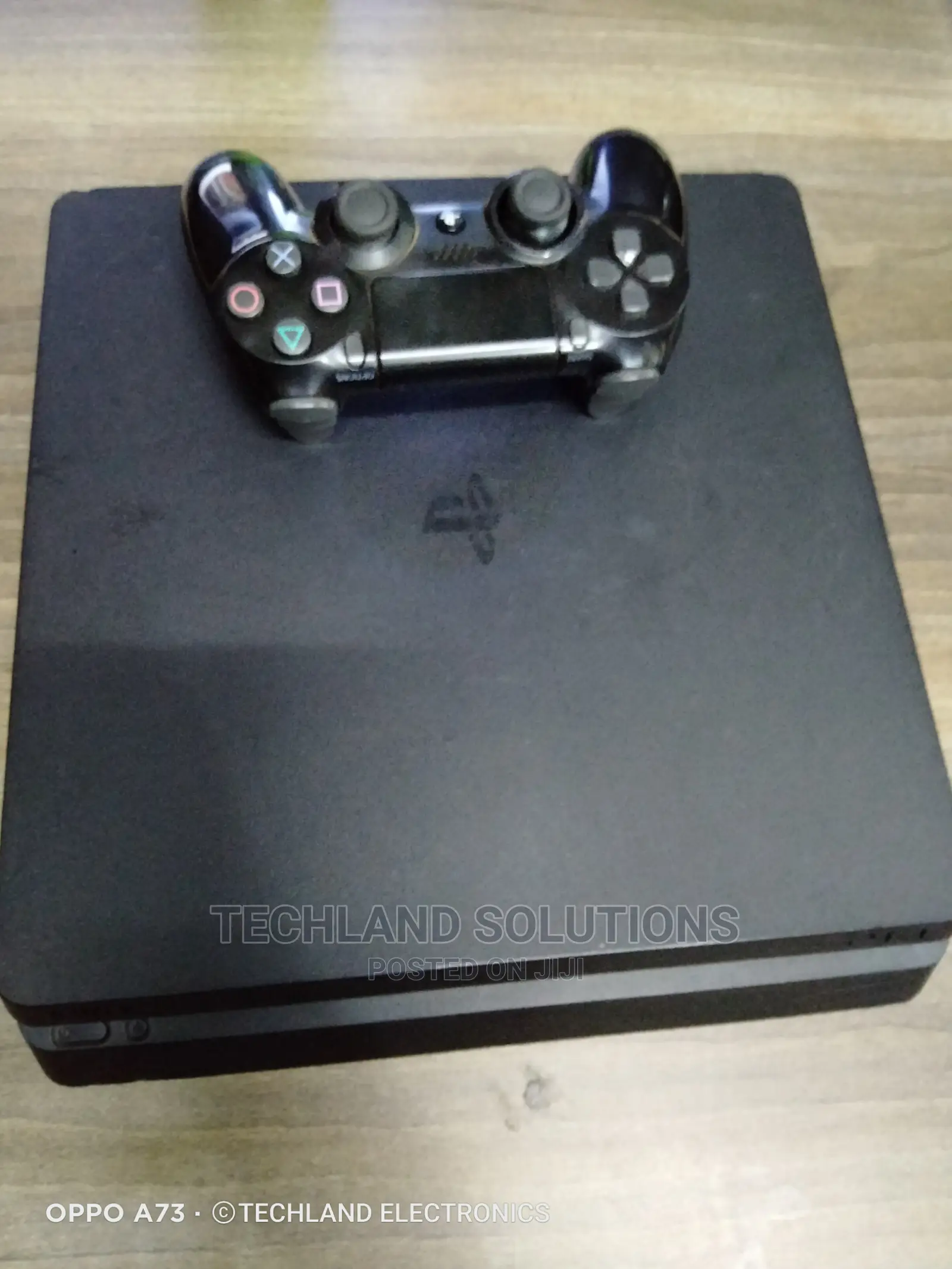 SONY Playstation 4 Slim