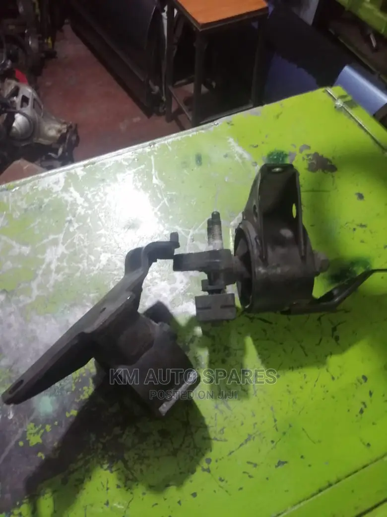 Toyota AE100 Mounts.