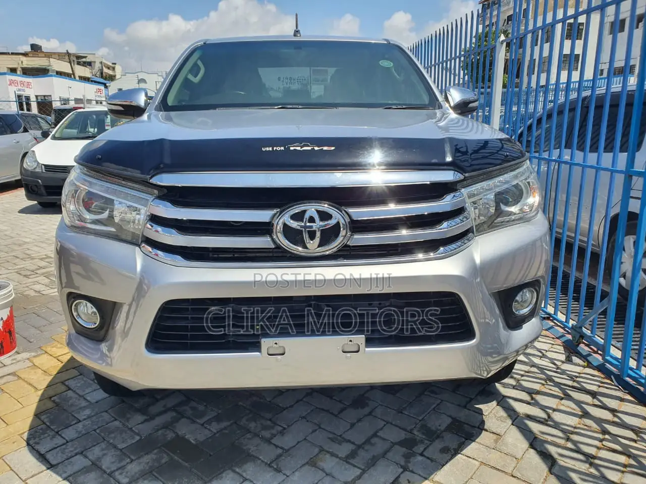Toyota Hilux 2016 Silver