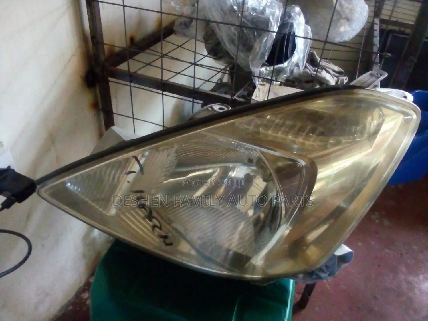 Allion 2005 Headlight