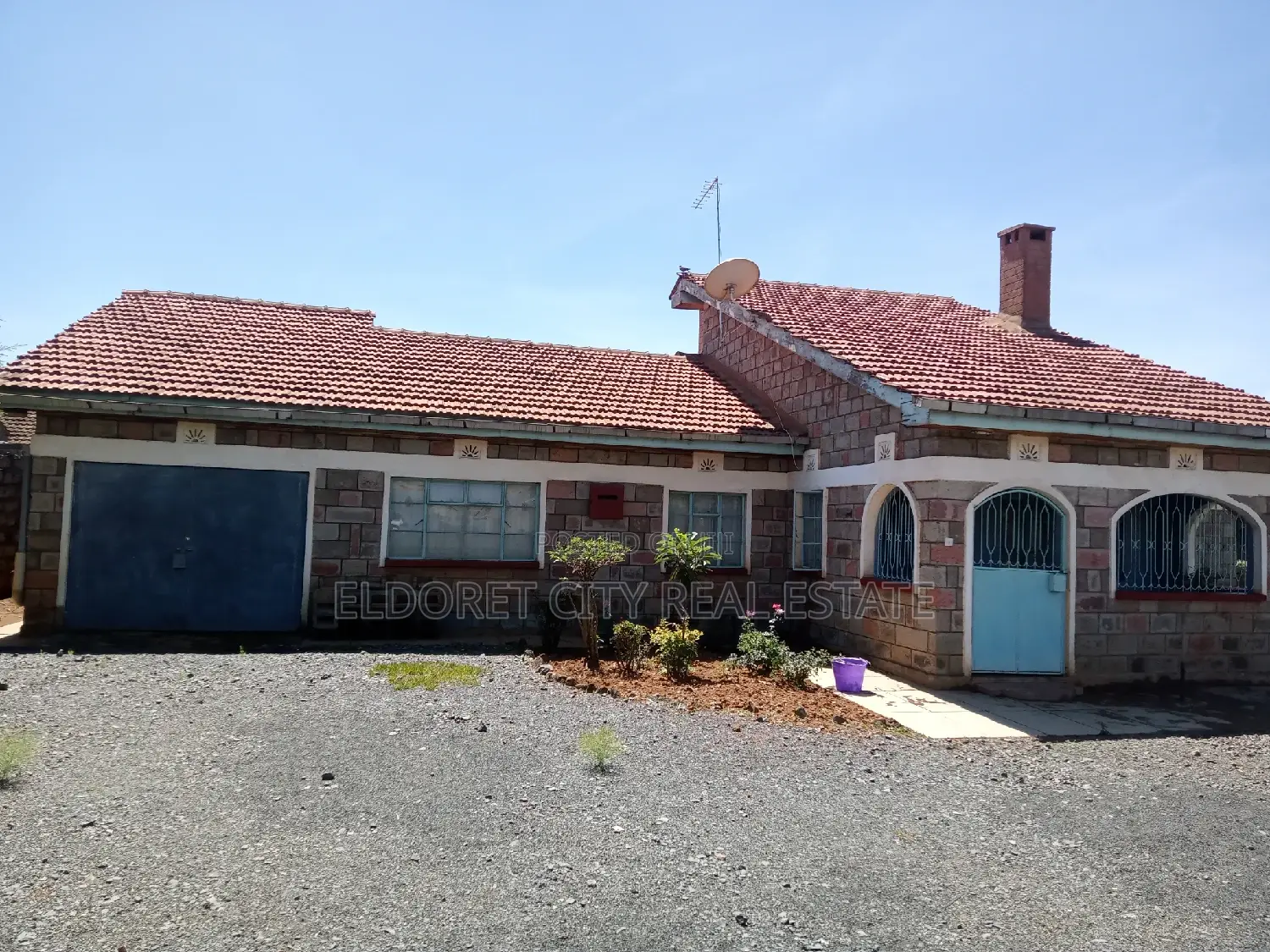 Furnished 4bdrm Bungalow in Chipsy Road Kimumu, Eldoret CBD for Sale