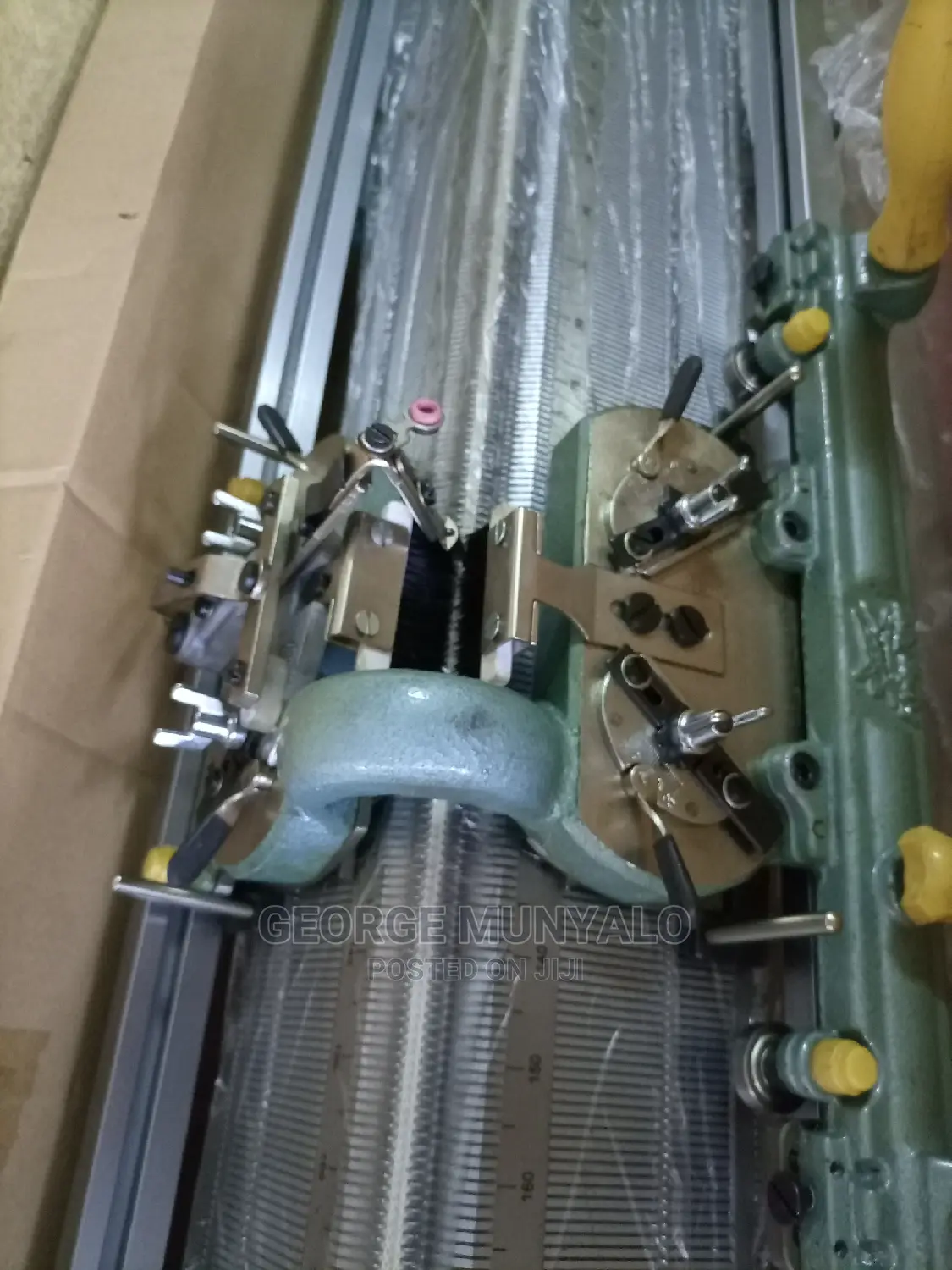 Hand Driven Sweater Machine