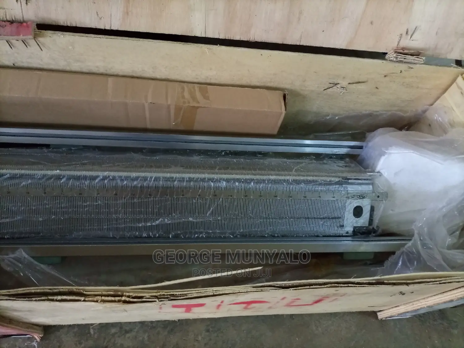 Hand Driven Sweater Machine