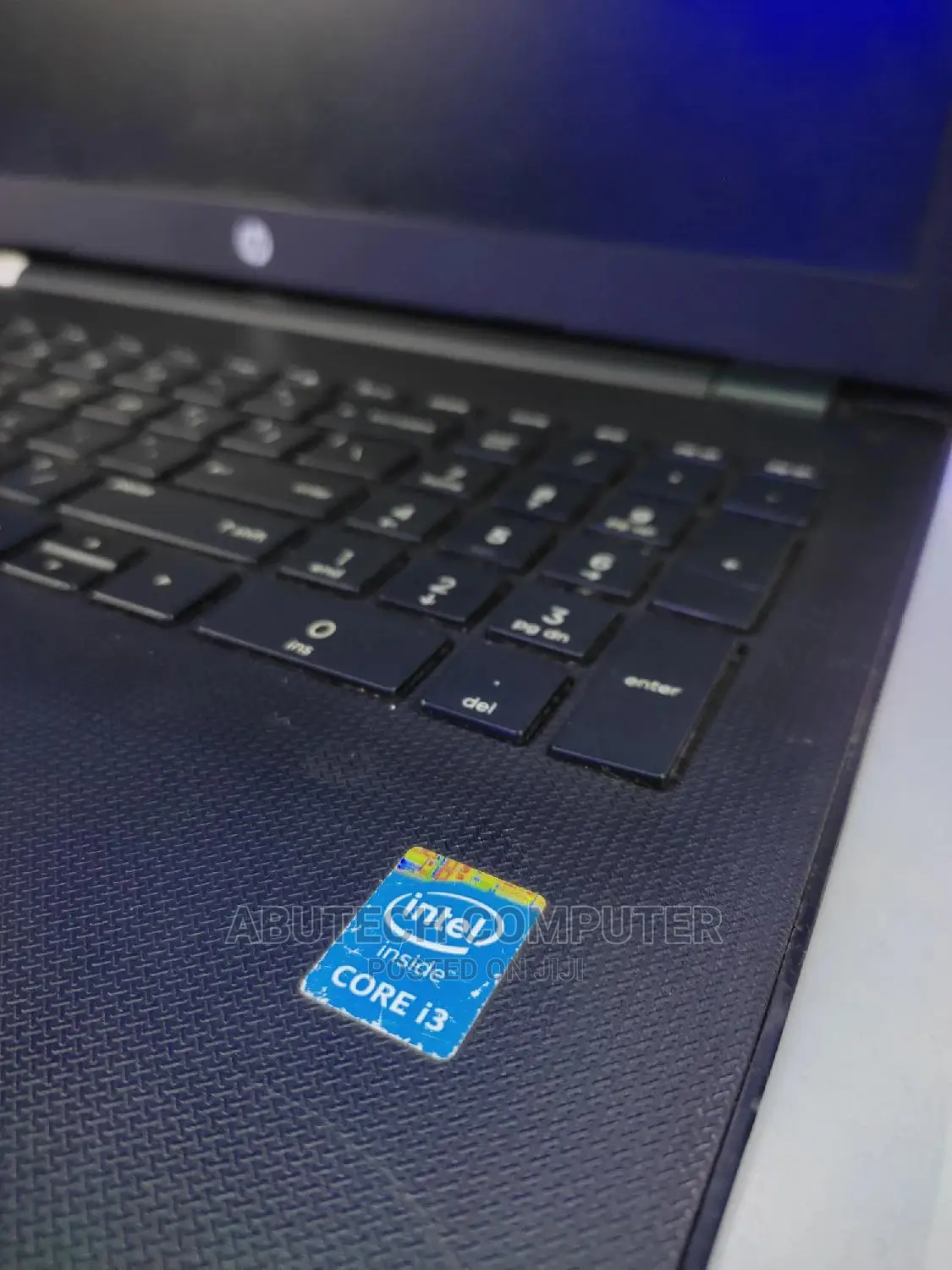Laptop HP 15-Ra003nia 4GB Intel Core I3 HDD 500GB