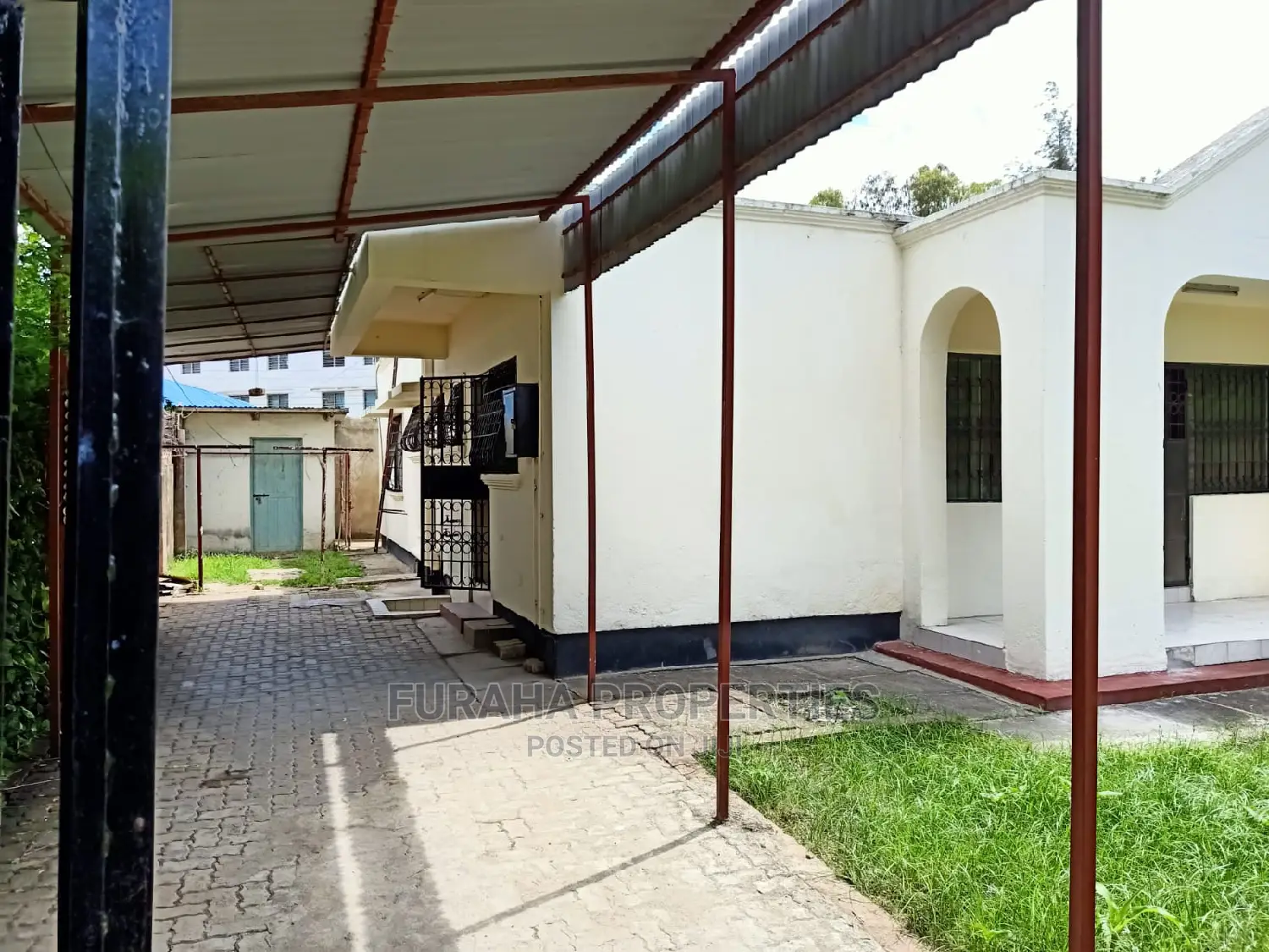 3bdrm Bungalow in Bamburi for Sale