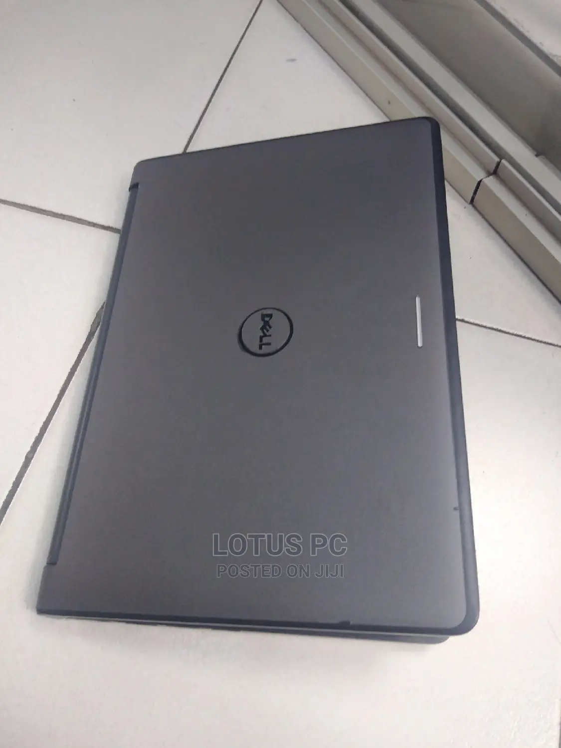 Laptop Dell Inspiron 11 3162 4GB Intel Celeron HDD 500GB
