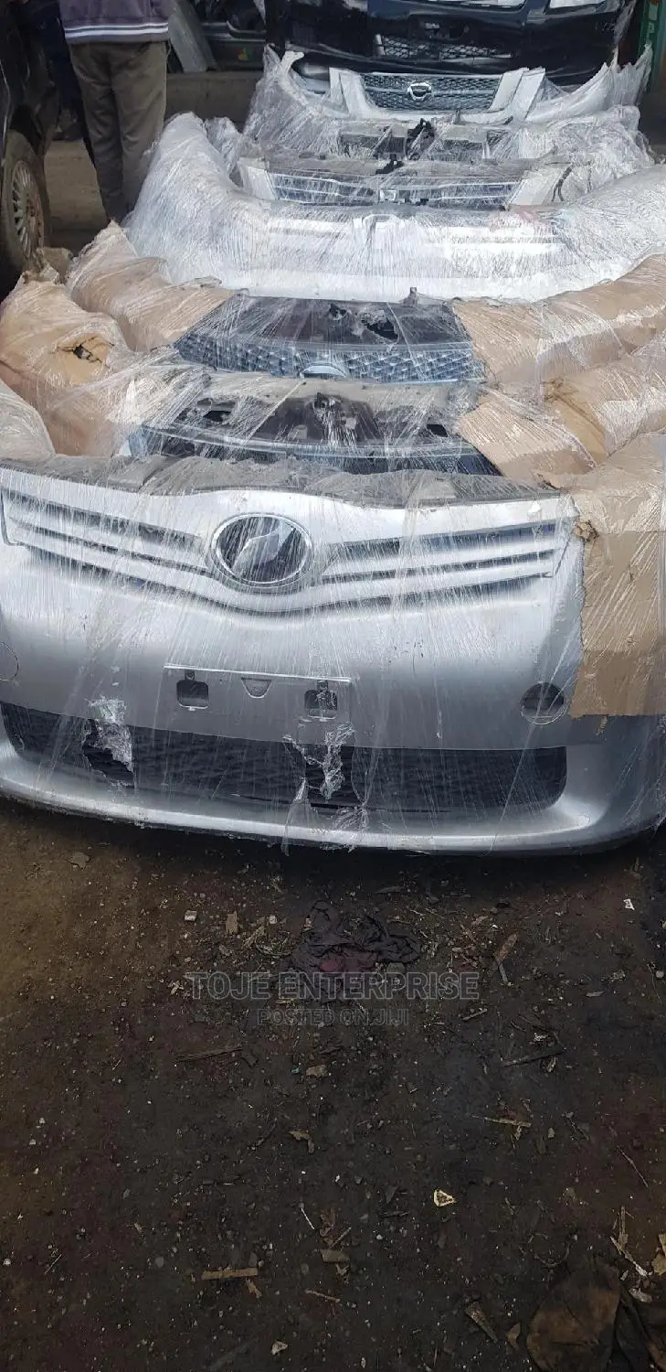 Toyota Auris Nosecut 2010