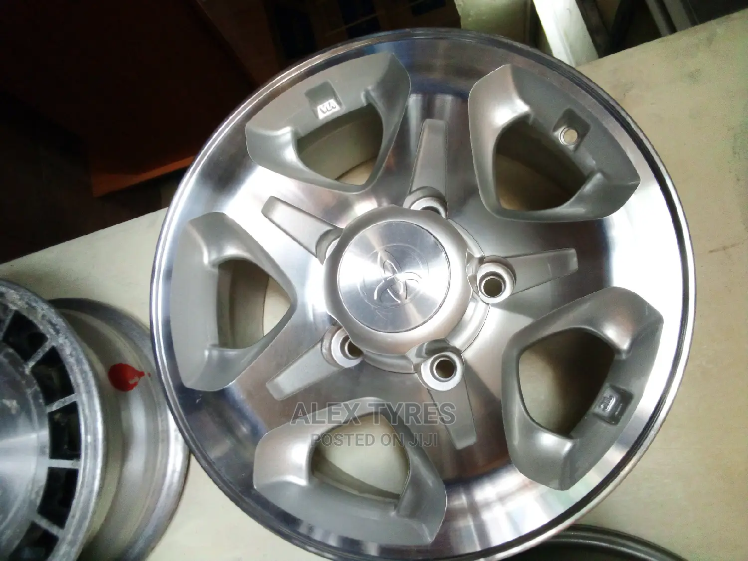 Size 16 Inch Landcruiser Original Sport Rims