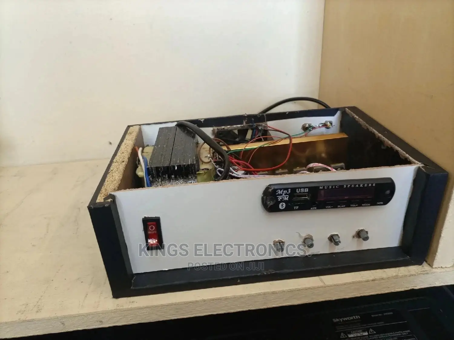 Jua Kali Amplifier
