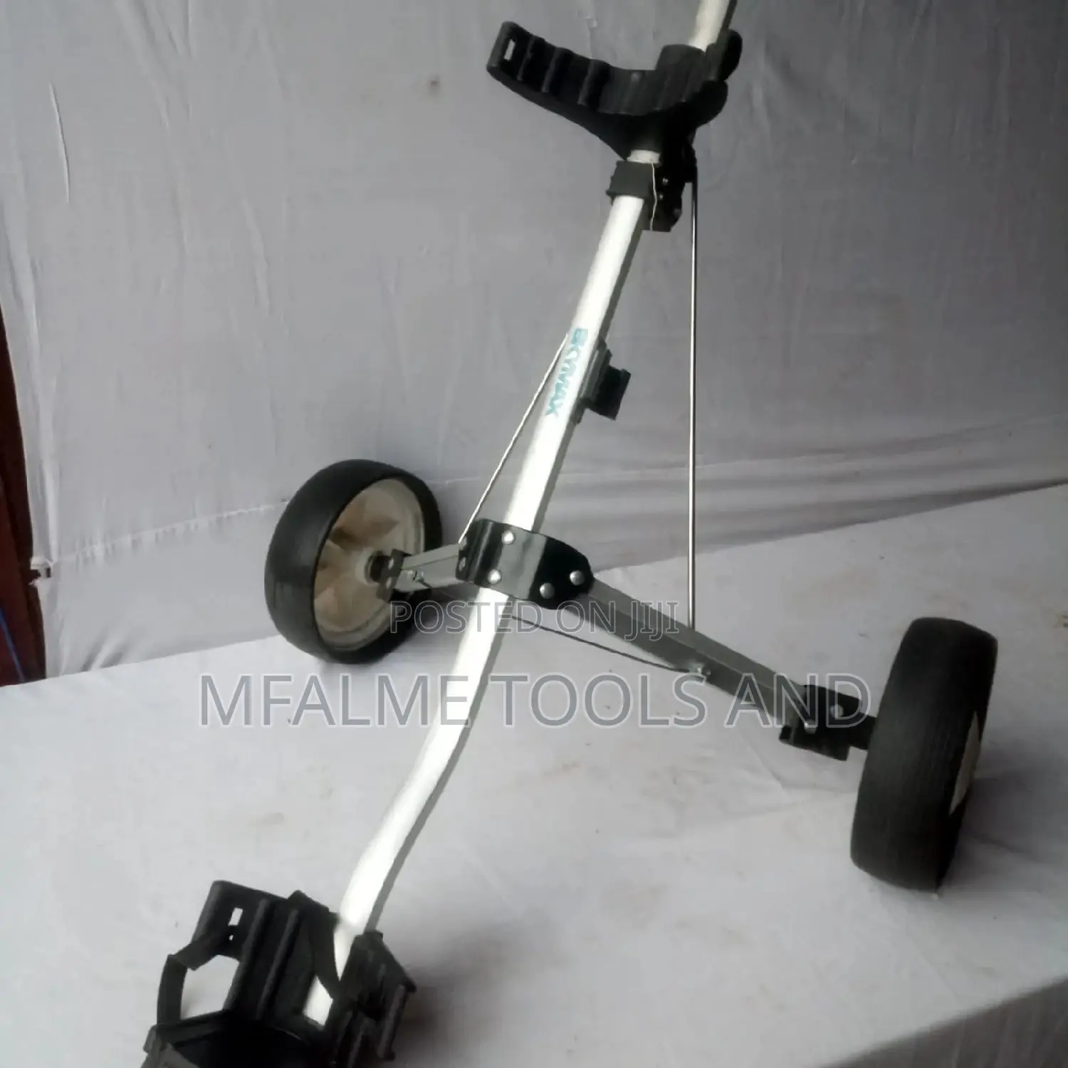 Golf Trolleys - 2 Wheels Light WGHT Alumi/Iron Frame - Ex-Uk