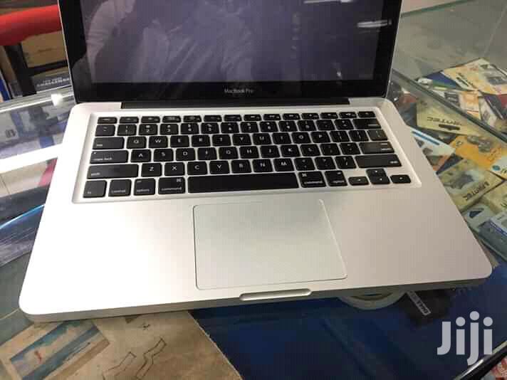 Apple Macbook Pro 500GB HDD Core i5 8GB Ram