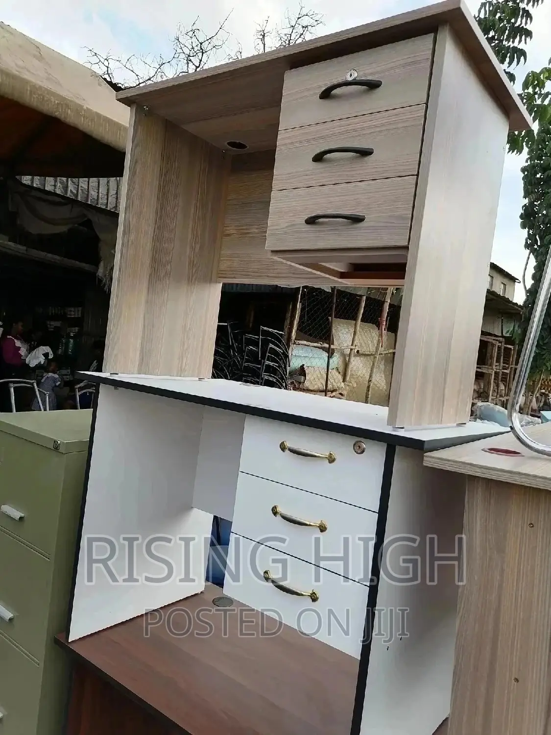 Unique Quality Office Desk