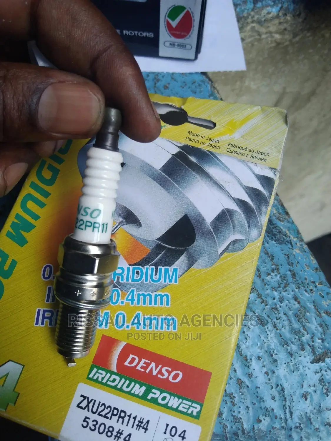 Denso Iridium Power ZXU22PR11 Spark Plugs Short