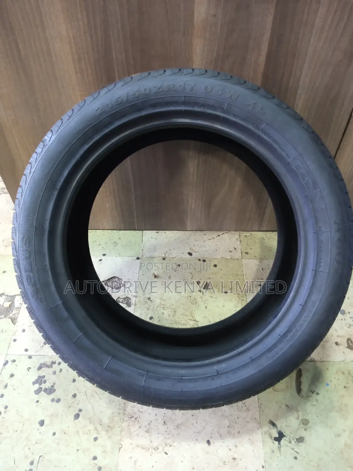 215/50r17 Aplus Tyre