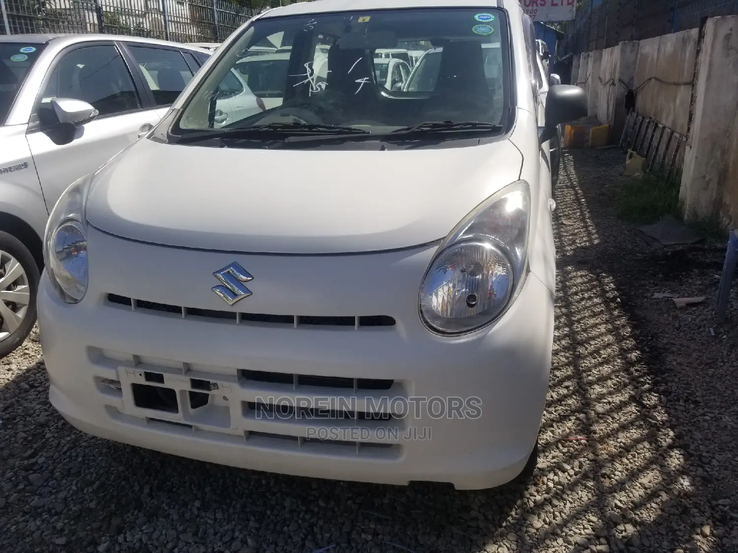 Suzuki Alto 2015 White