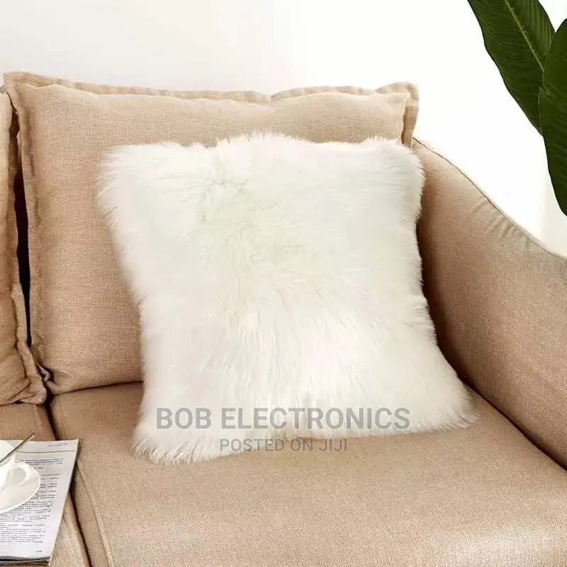 45*45cm Furr White Covers