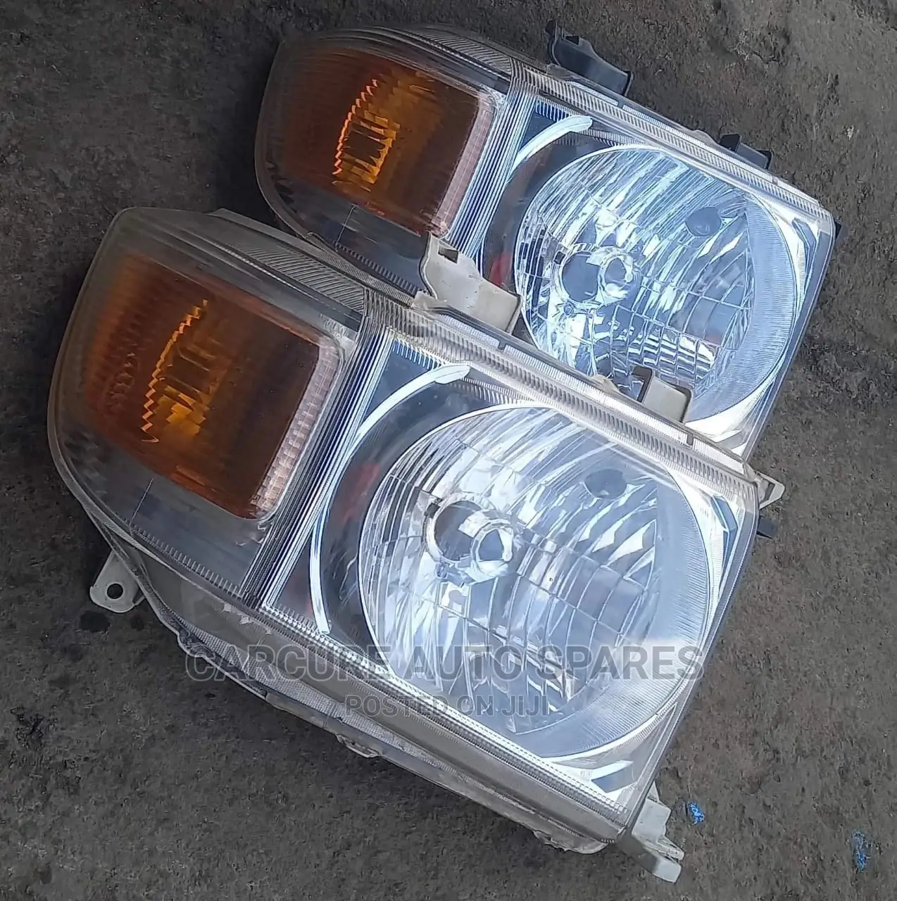 Ladcruiser 79 Series Headlights
