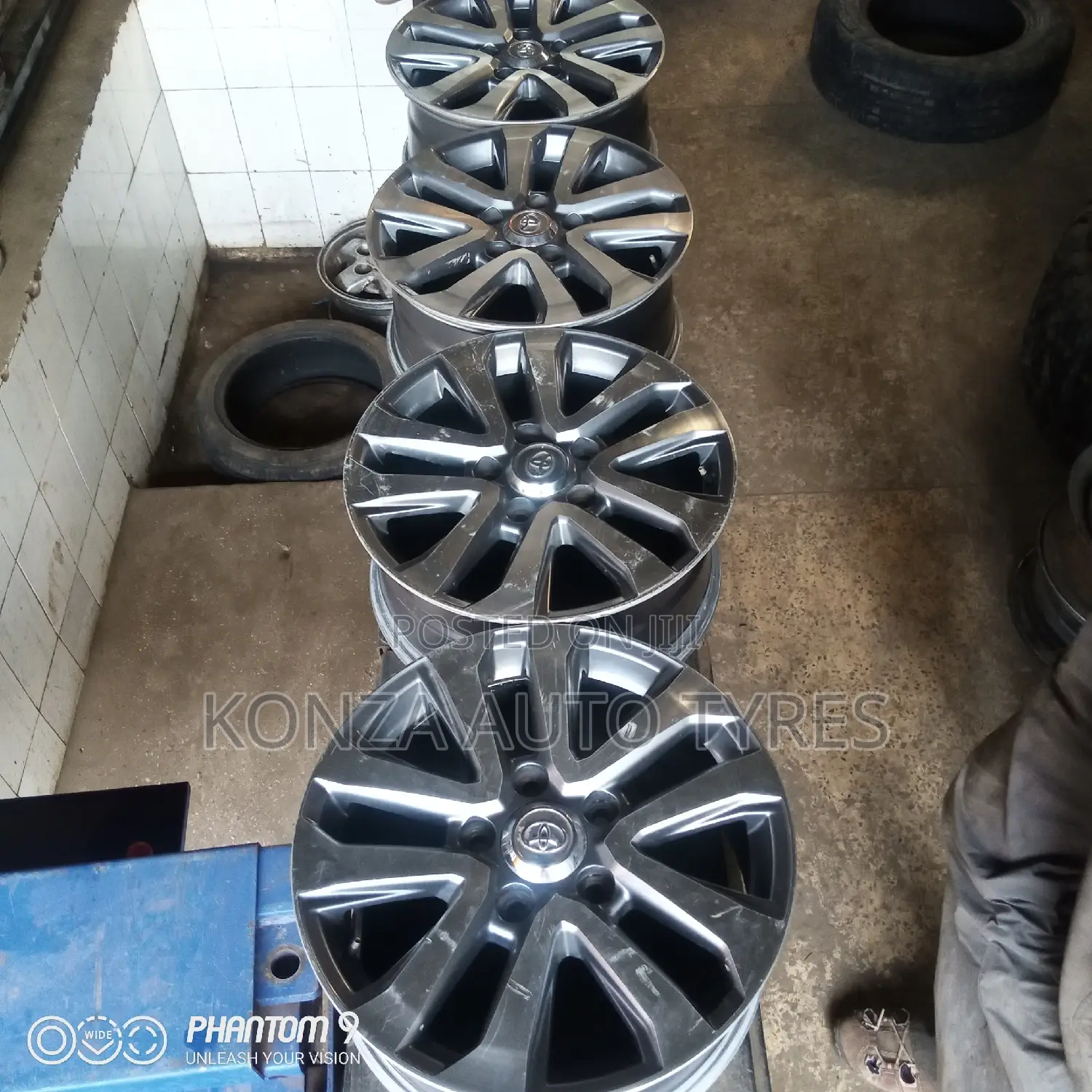 Toyota V8 Sport Rims Size 20 With Cups Set of Four