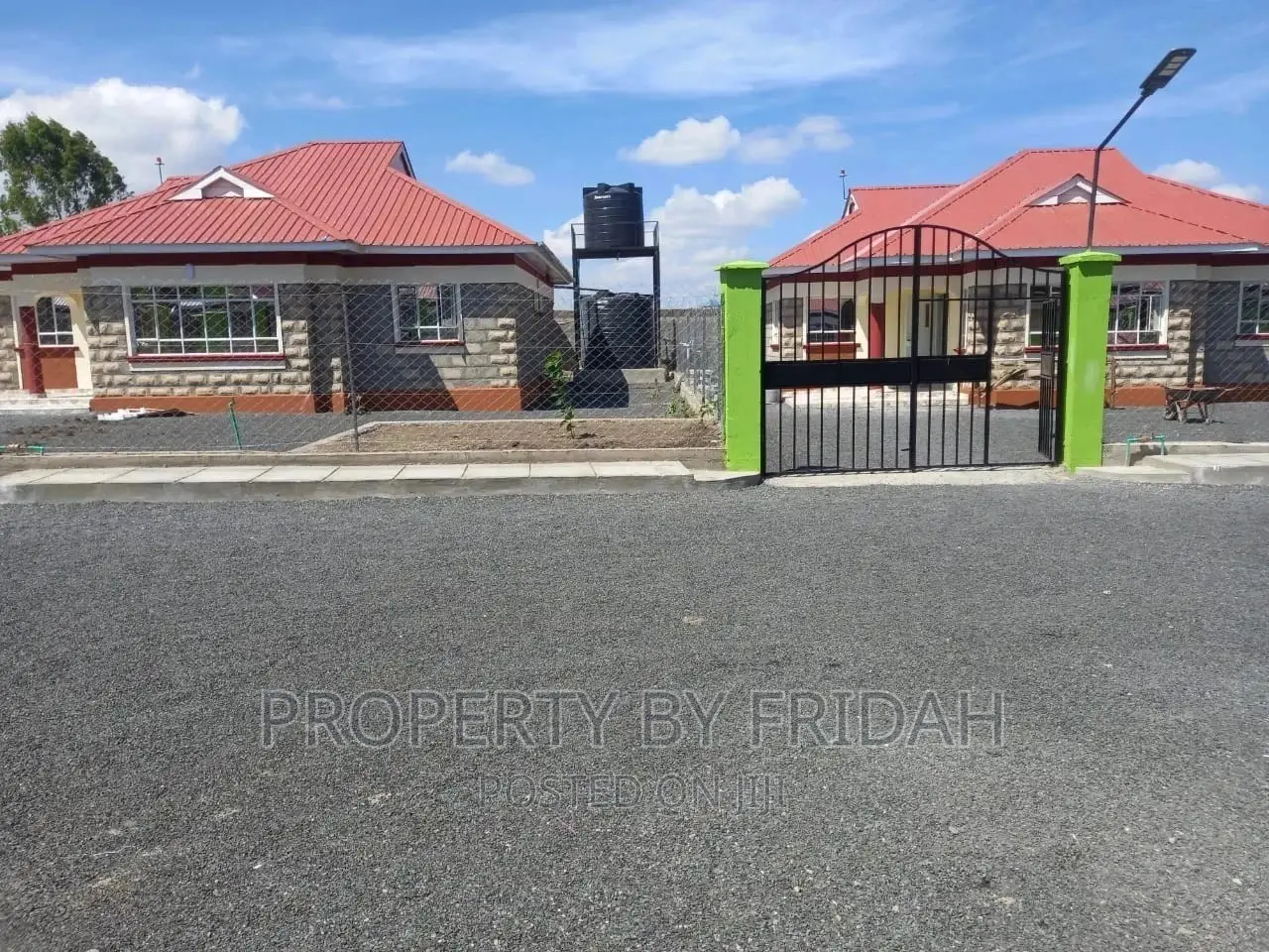 3bdrm Bungalow in Kitengela for sale