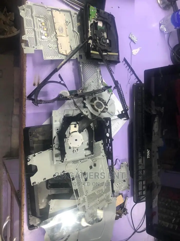 Play Station 4 Drive Service and Cooling Paste