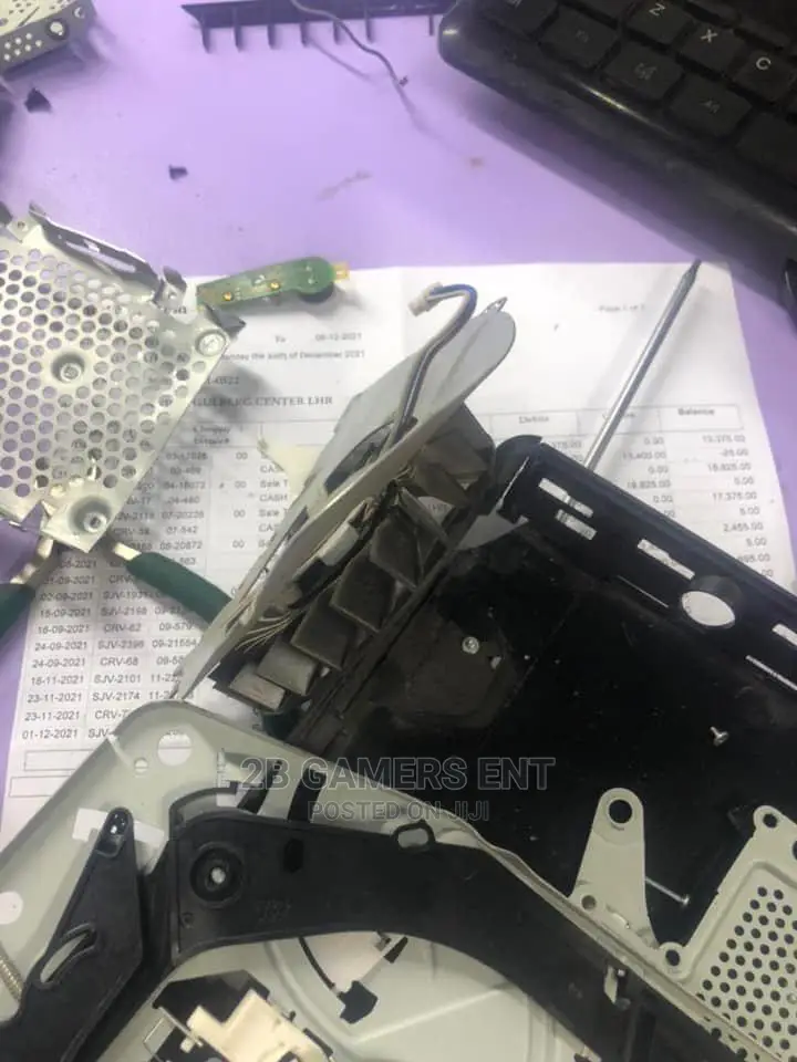 Play Station 4 Drive Service and Cooling Paste