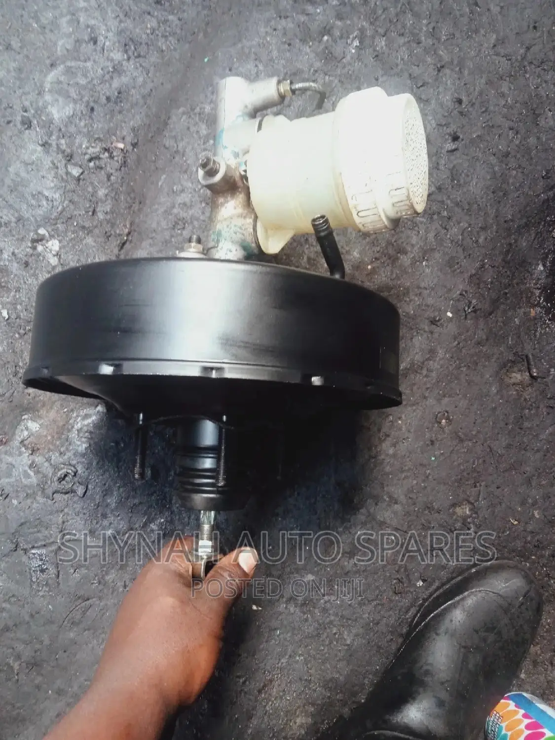 Brake Booster Mitsubishi L200