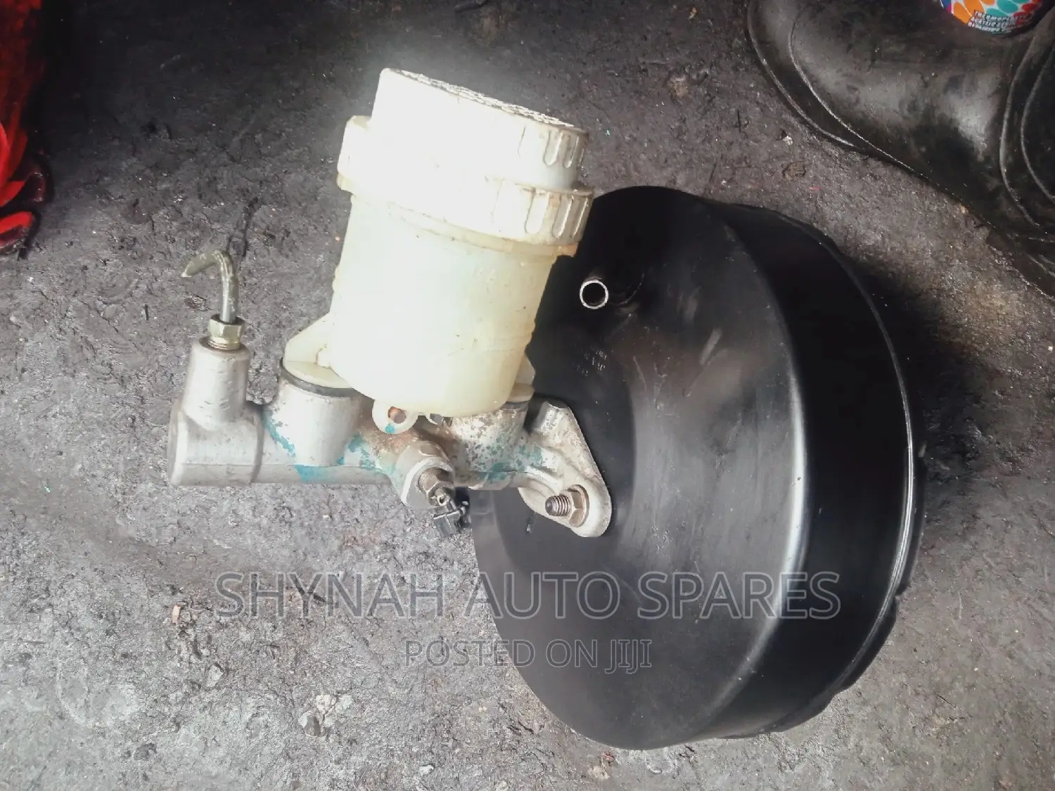 Brake Booster Mitsubishi L200