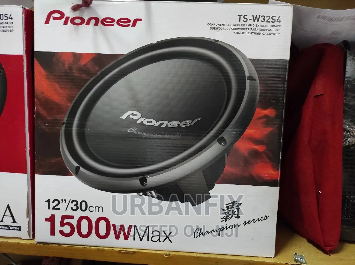 Brand New Sealed Pioneer 1500watts Champion Series Subwoofer