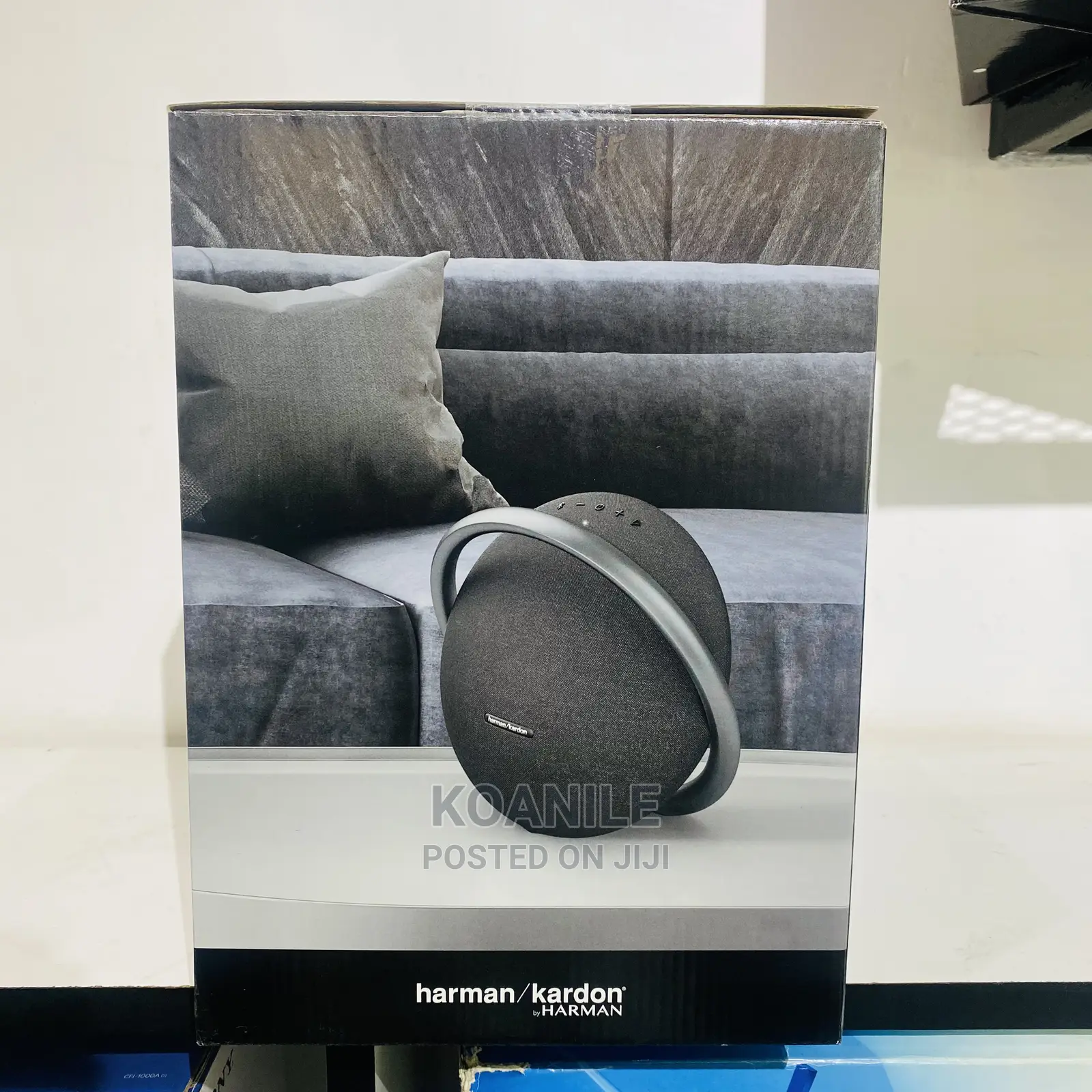 Harman Kardon Onyx Studio 7 Authentic.