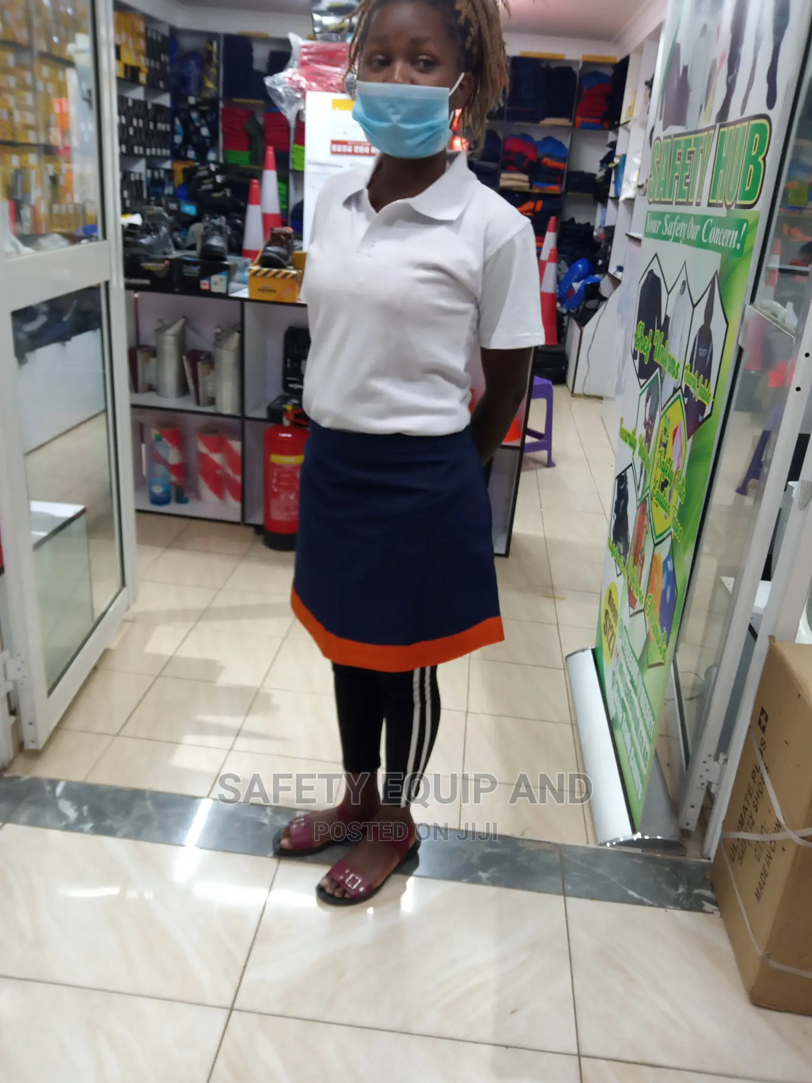 Kitchen Uniforms-Short Waitress Apron