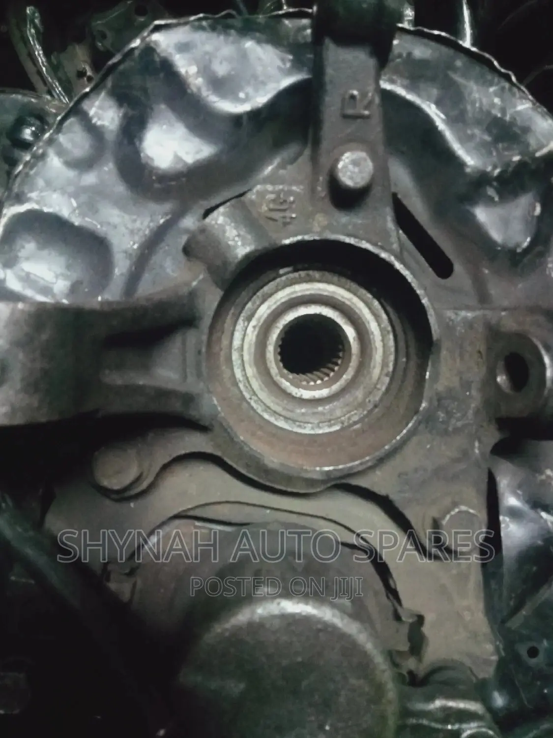 Front Hub Toyota Fielder,Wish,Nze ,Premio Old Model