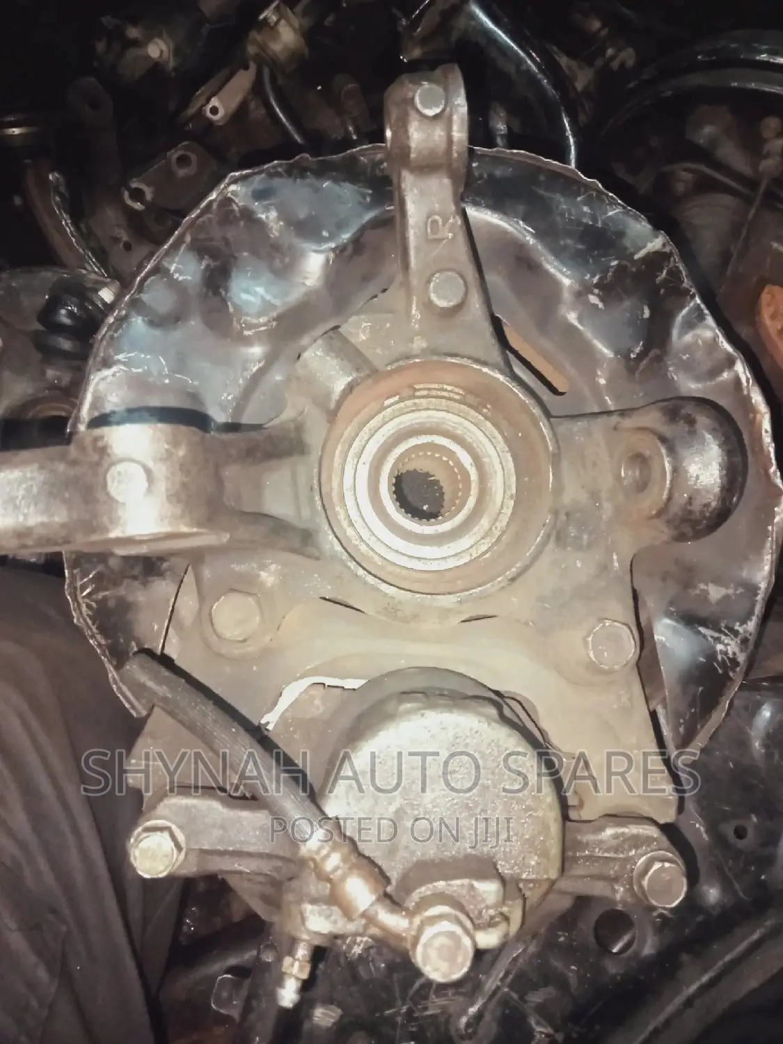 Front Hub Toyota Fielder,Wish,Nze ,Premio Old Model