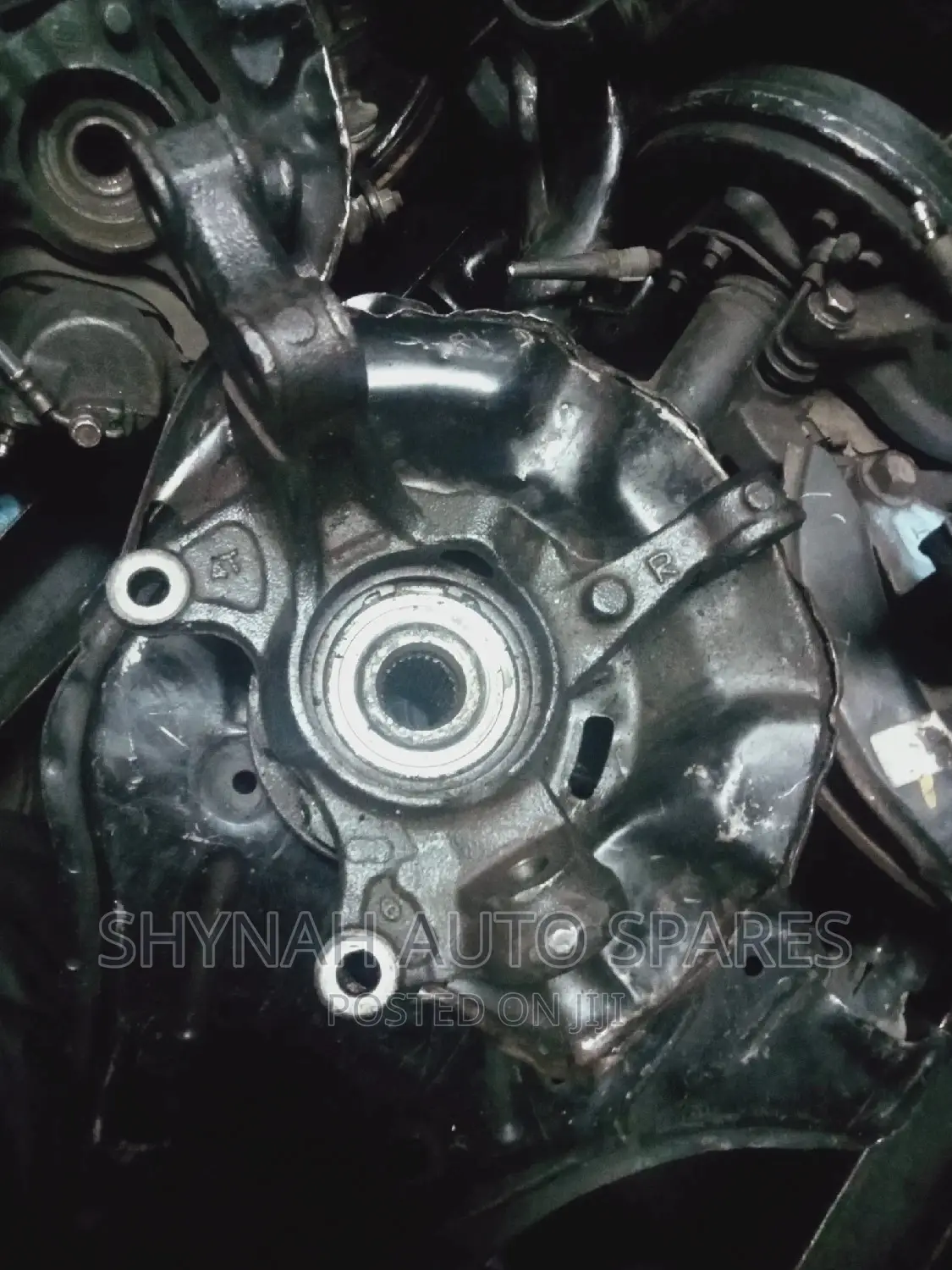 Front Hub Toyota Nze,Wish, Fielder,Premio New Model