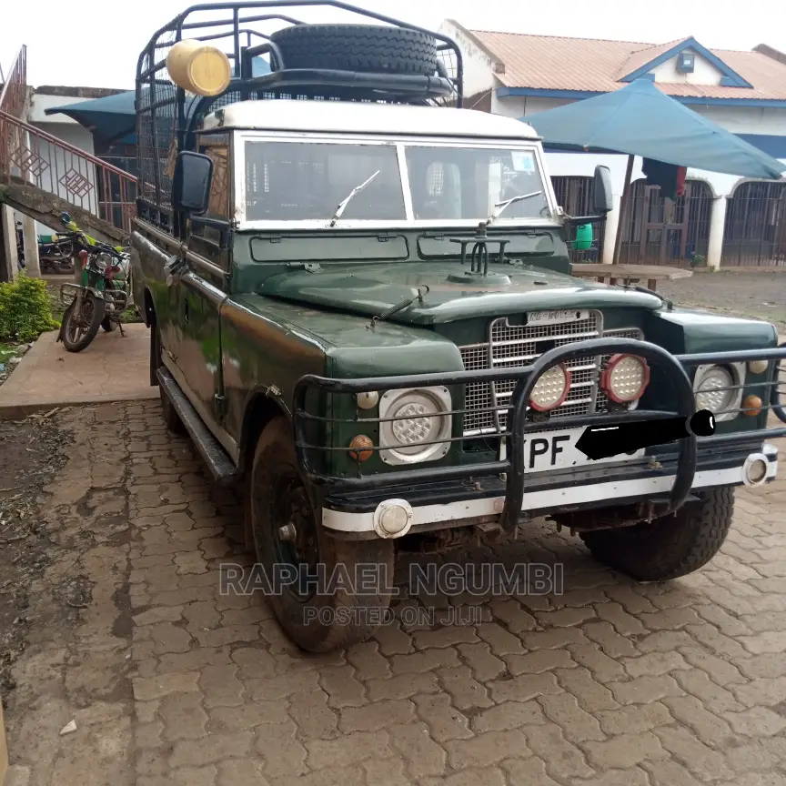 Land Rover Defender 1989 Green